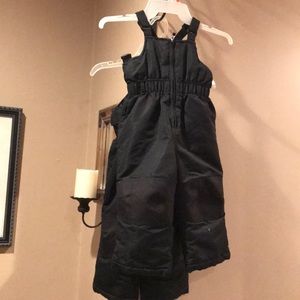 Barely used boys 2T snow suits.